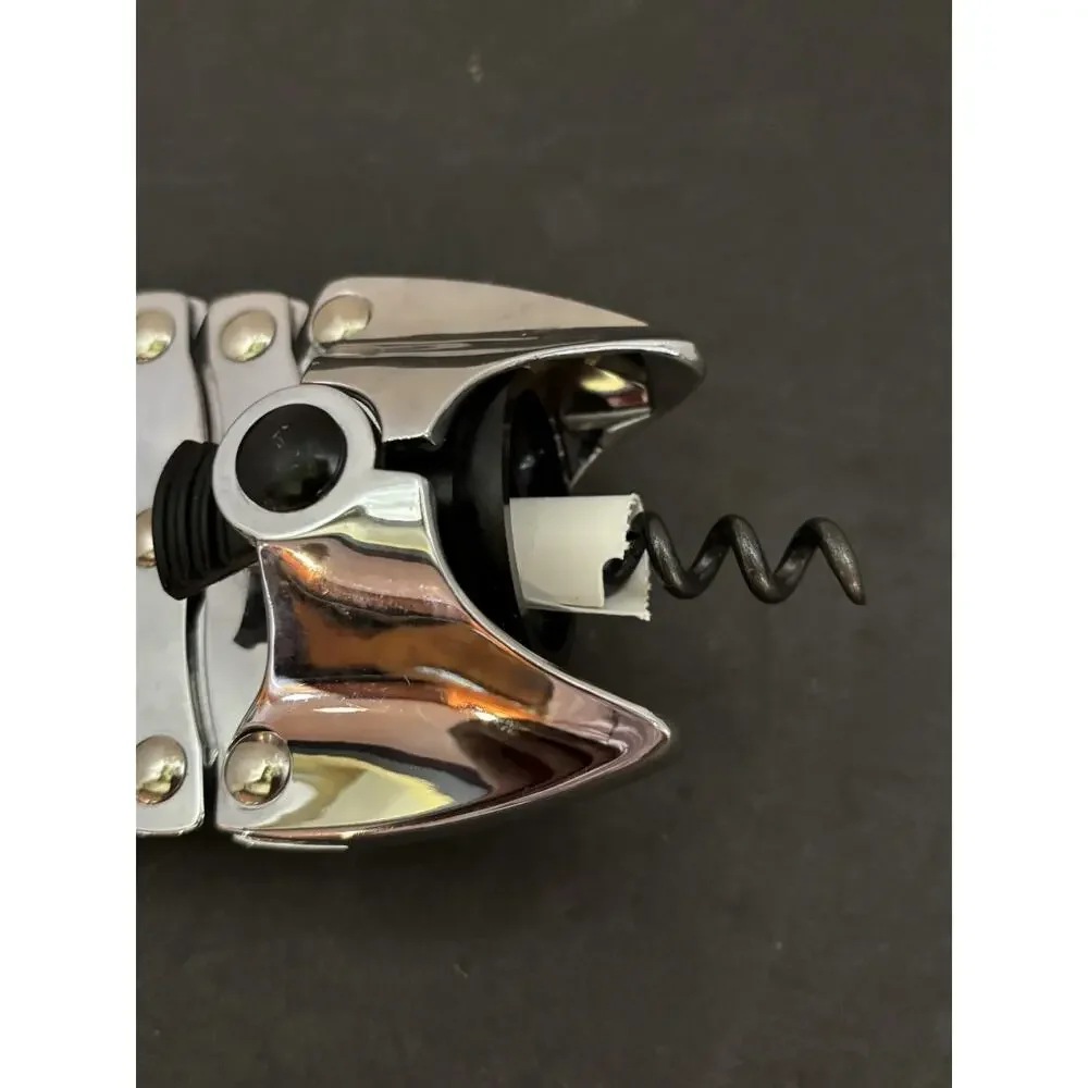 Articulated Fish Corkscrew Bottle Opener – Expandable Lazy Fish Style Barware
